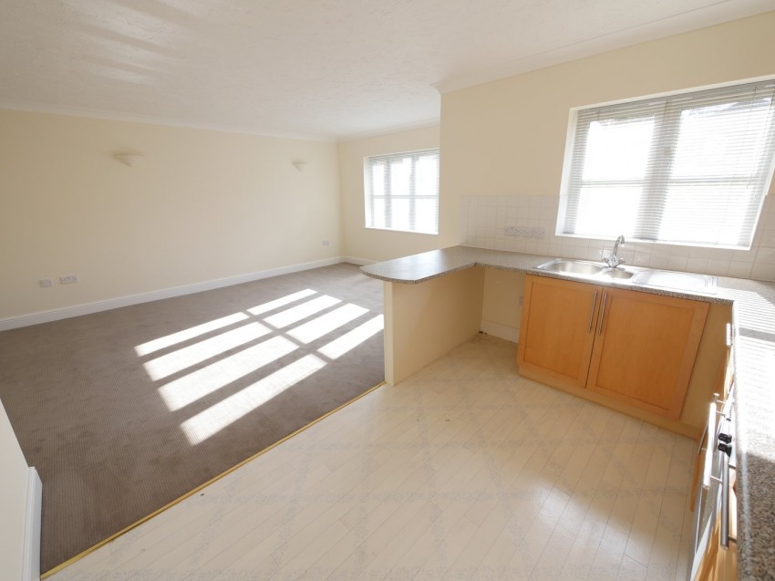 Images for Cumberland Road, Ashford, Surrey