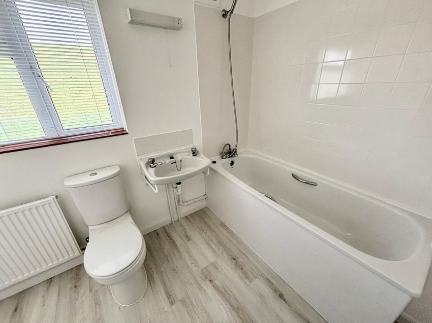 Images for New Road, Shepperton, Surrey