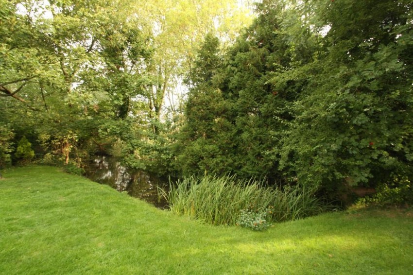 Images for Aspen Close, Staines-upon-Thames, Surrey