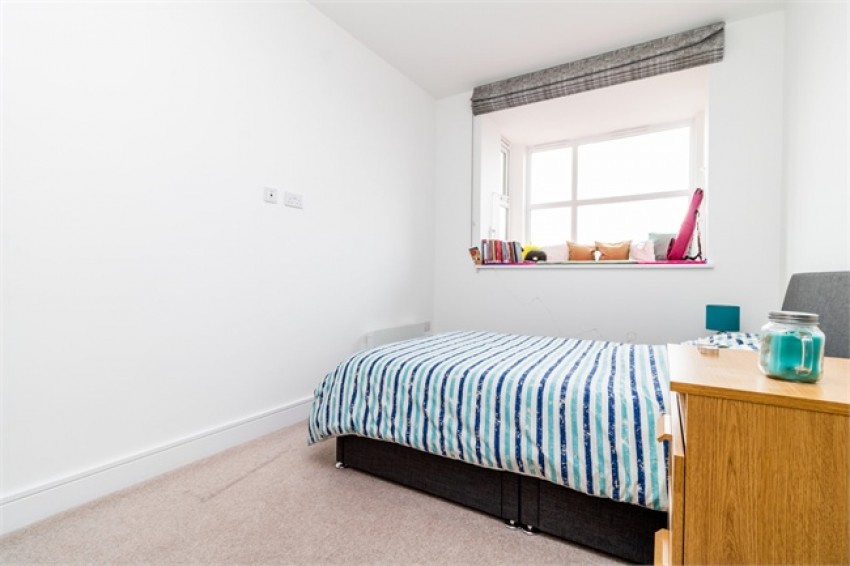 Images for Venture House, STAINES-UPON-THAMES