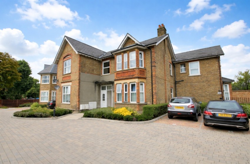 Images for Elmwood Avenue, Feltham, Greater London