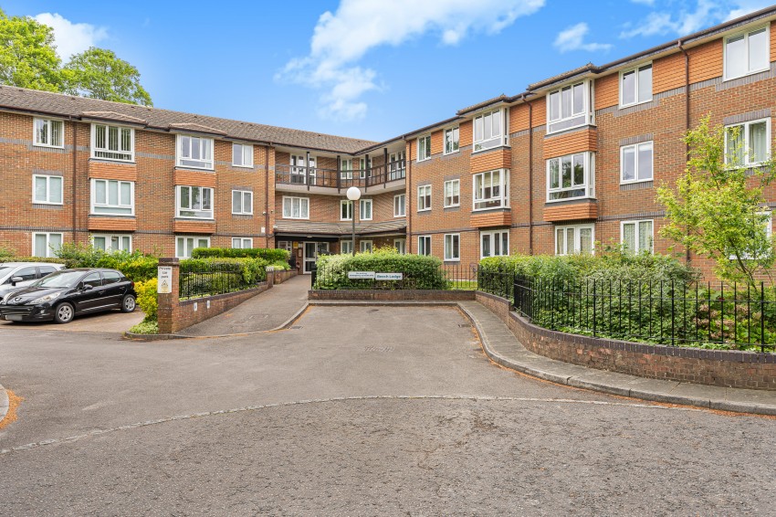 Images for Farm Close, Staines-upon-Thames, Surrey