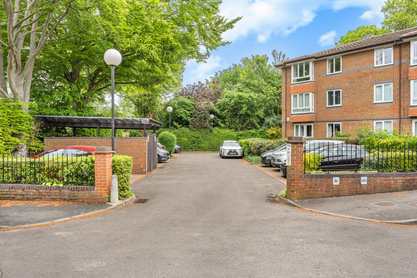 Images for Farm Close, Staines-upon-Thames, Surrey