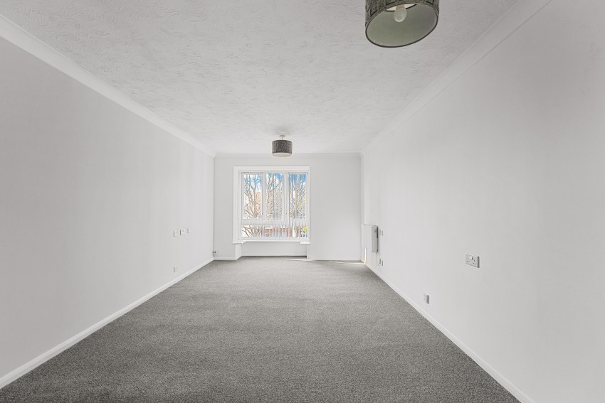 Images for Farm Close, Staines-upon-Thames, Surrey