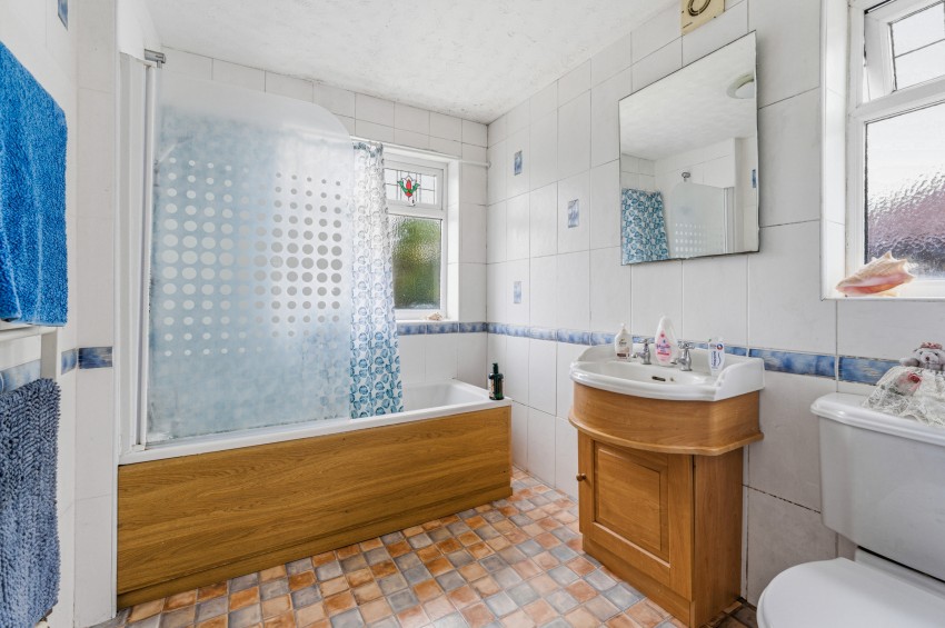 Images for Gordon Close, Staines-upon-Thames, Surrey