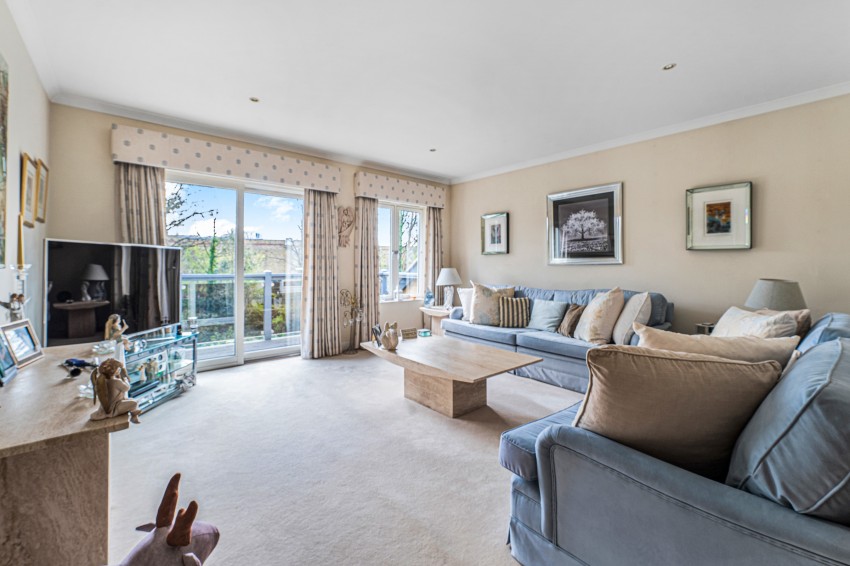 Images for Wraysbury Gardens, Staines-upon-Thames, Surrey