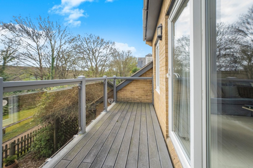 Images for Wraysbury Gardens, Staines-upon-Thames, Surrey