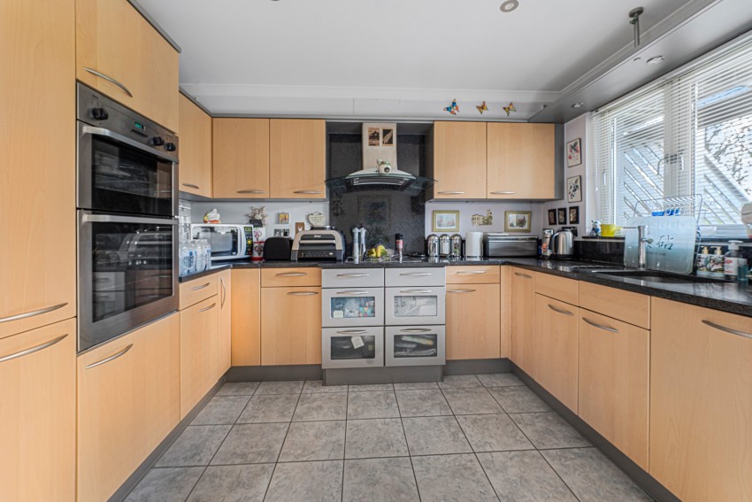 Images for Wraysbury Gardens, Staines-upon-Thames, Surrey