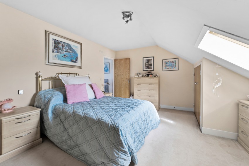 Images for Wraysbury Gardens, Staines-upon-Thames, Surrey