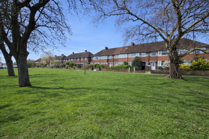 Images for Elgin Avenue, Ashford, Surrey