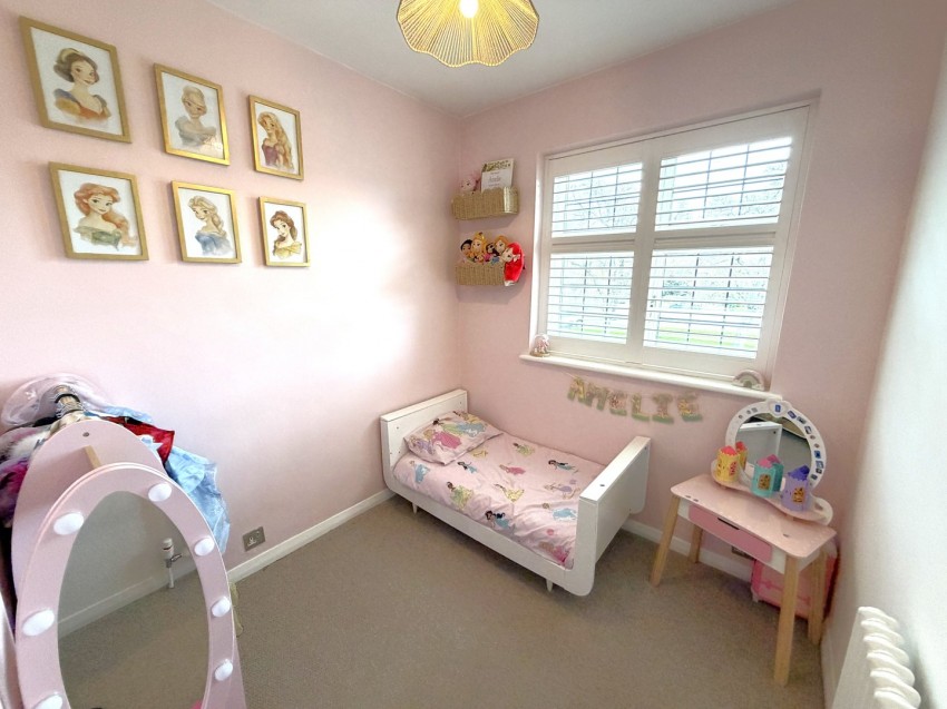 Images for Elgin Avenue, Ashford, Surrey