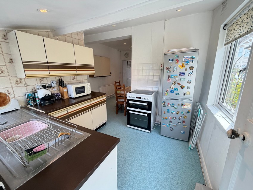 Images for Warwick Road, Ashford, Surrey