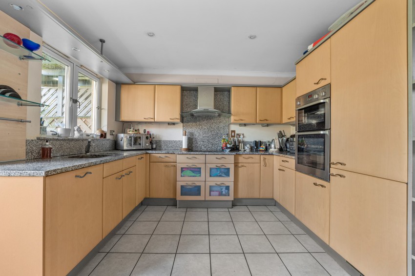 Images for Wraysbury Gardens, Staines-upon-Thames, Surrey