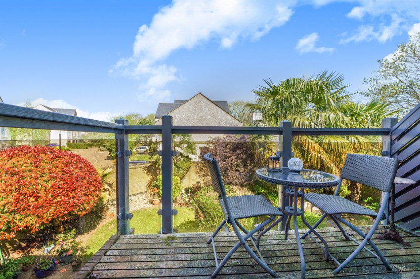 Images for Wraysbury Gardens, Staines-upon-Thames, Surrey