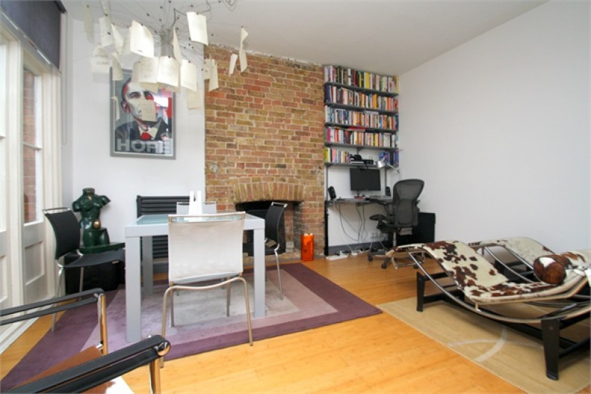 Images for Avenue Road, STAINES-UPON-THAMES