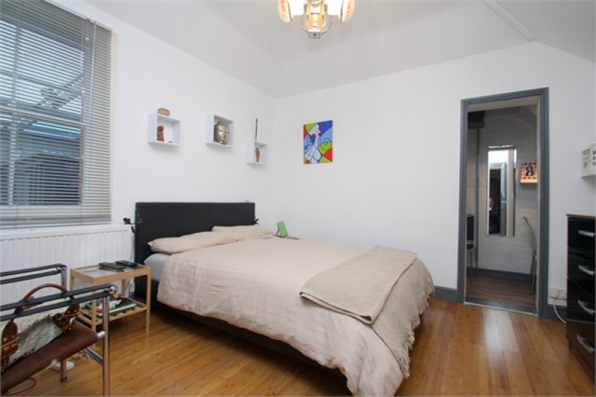 Images for Avenue Road, STAINES-UPON-THAMES