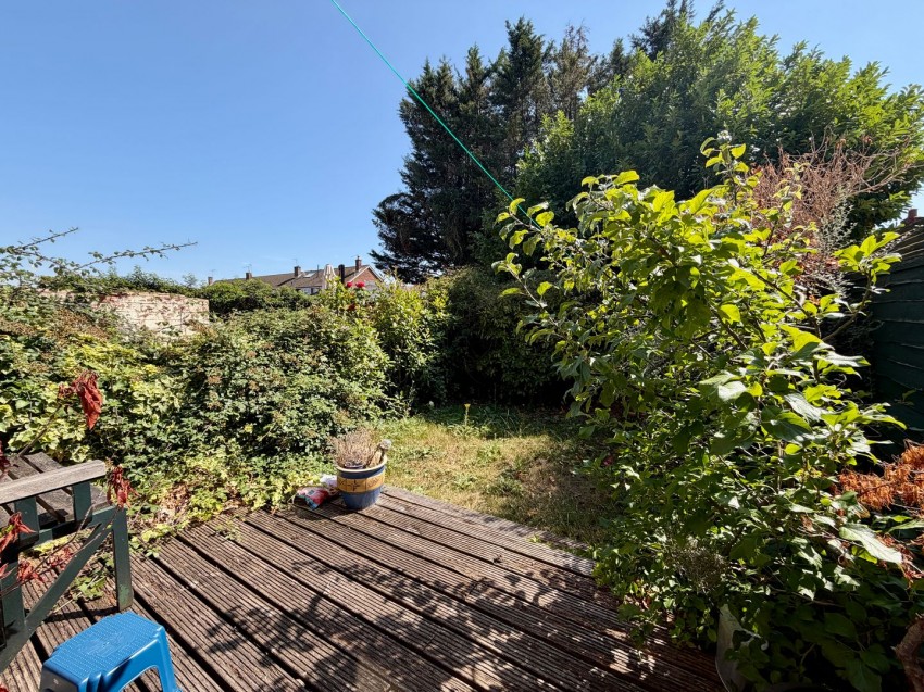 Images for Elgin Avenue, Ashford, Surrey