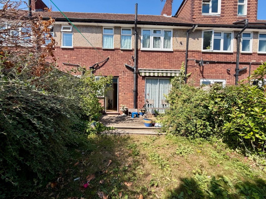 Images for Elgin Avenue, Ashford, Surrey