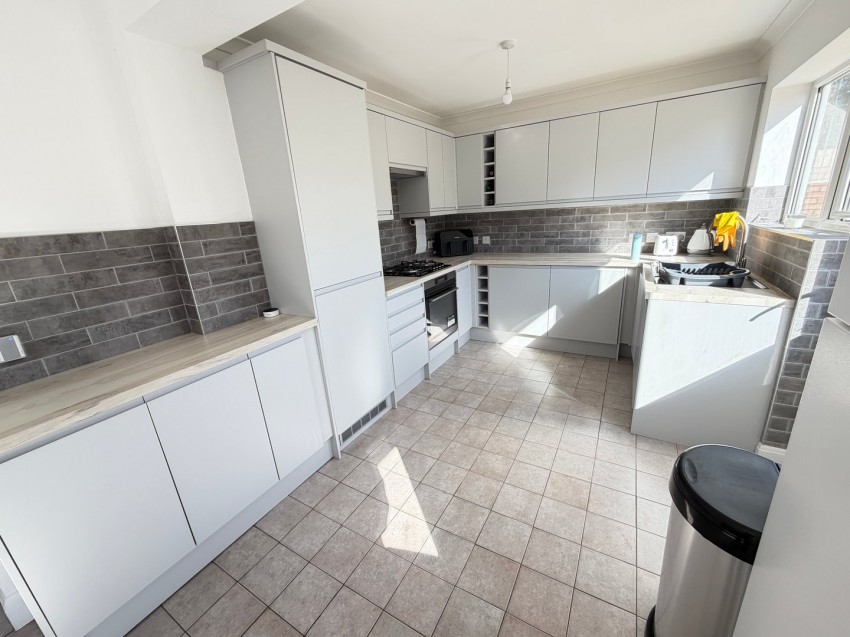 Images for Chalmers Road East, Ashford