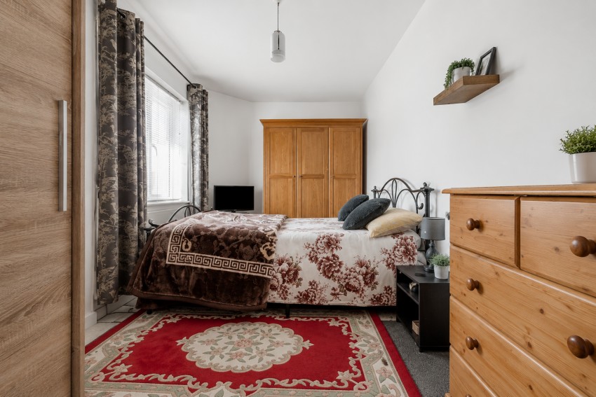 Images for Surrey, Staines-Upon-Thames