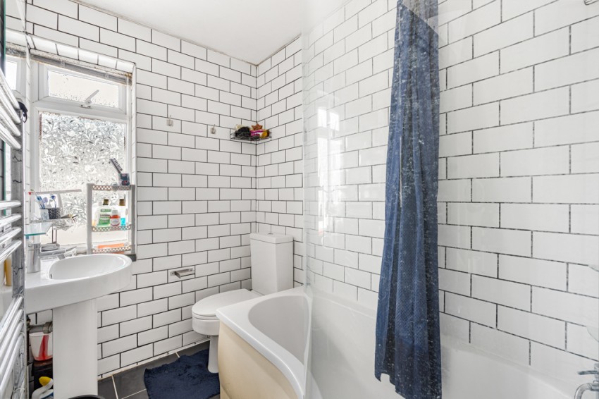 Images for Surrey, Staines-Upon-Thames