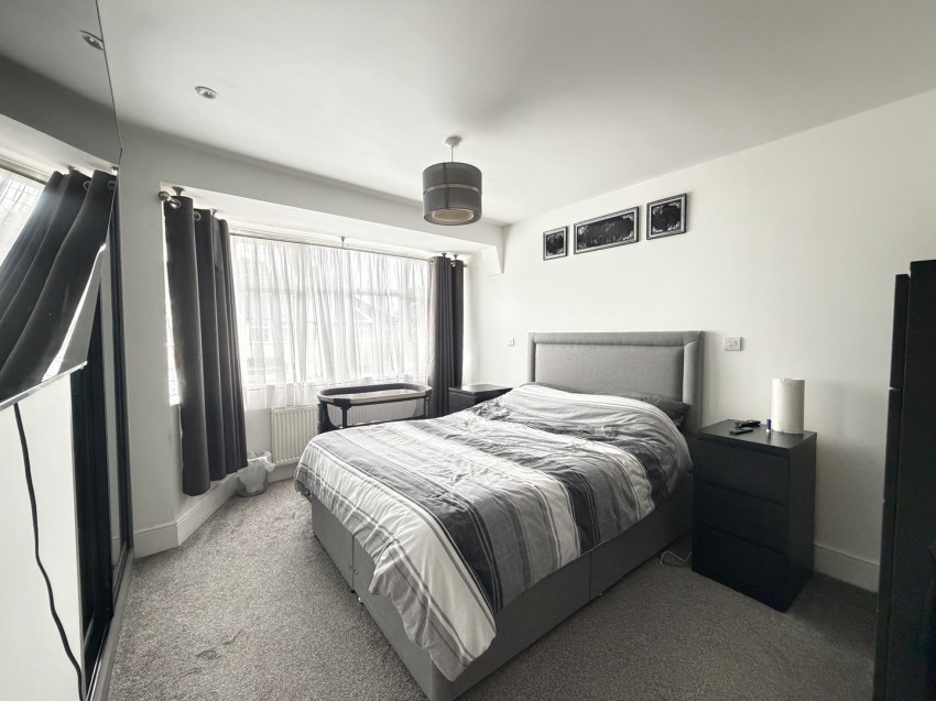 Images for Guildford Avenue, Feltham, Greater London