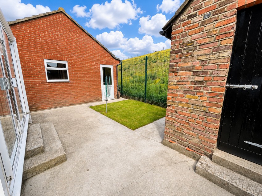 Images for New Road, Shepperton, Surrey