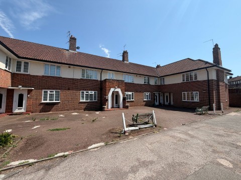 Greenview Court, Ashford, Surrey