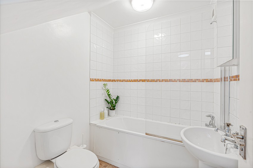 Images for Gresham Road, Staines-upon-Thames, Surrey