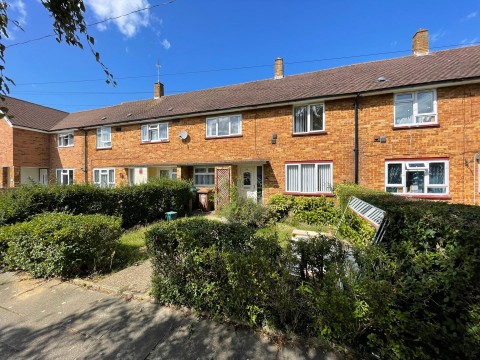 Hadrian Close, Staines-upon-Thames, Surrey