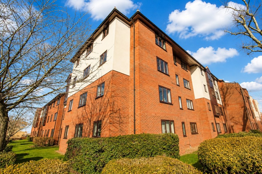 Images for Sidney Road, Staines
