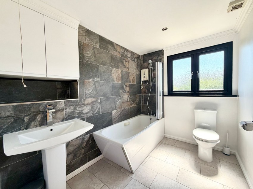 Images for Wraysbury, Staines-upon-Thames, Berkshire