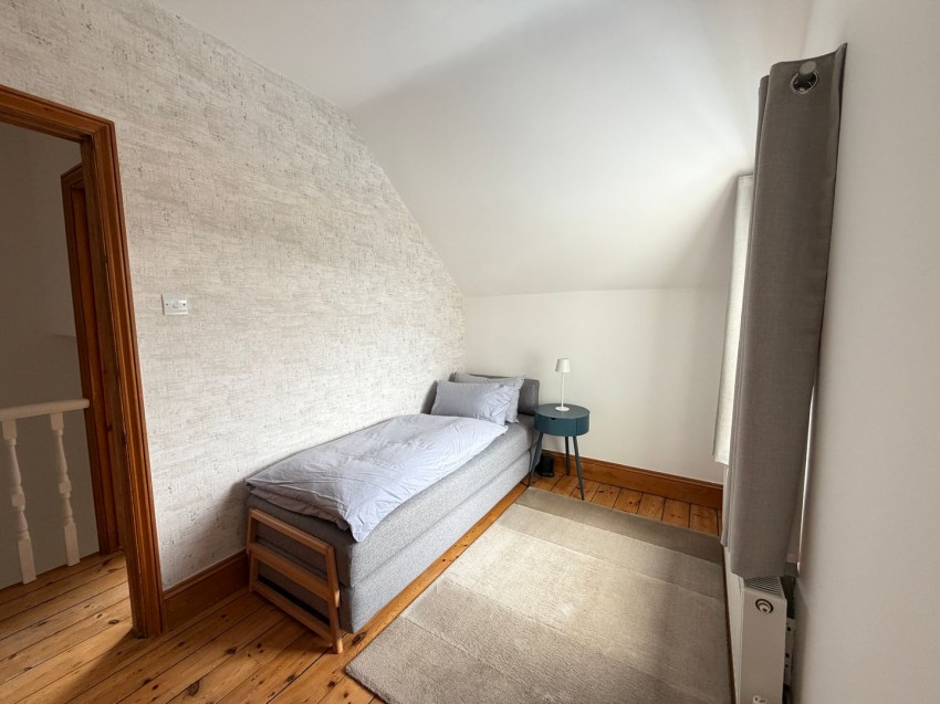 Images for Chestnut Road, Ashford, Surrey