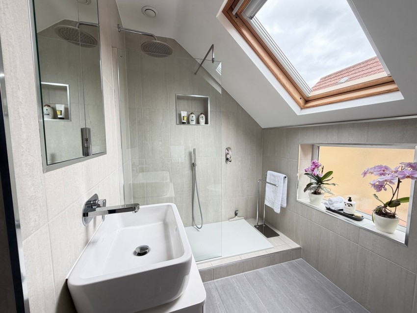 Images for Chestnut Road, Ashford, Surrey