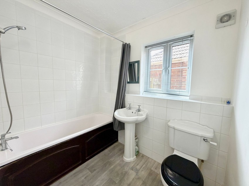 Images for Cumberland Road, Ashford, Surrey