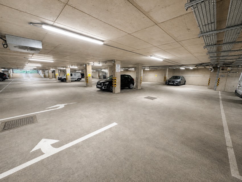 Images for Kempton House, 122 High Street, STAINES-UPON-THAMES
