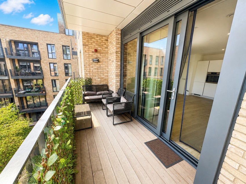 Images for Kempton House, 122 High Street, STAINES-UPON-THAMES