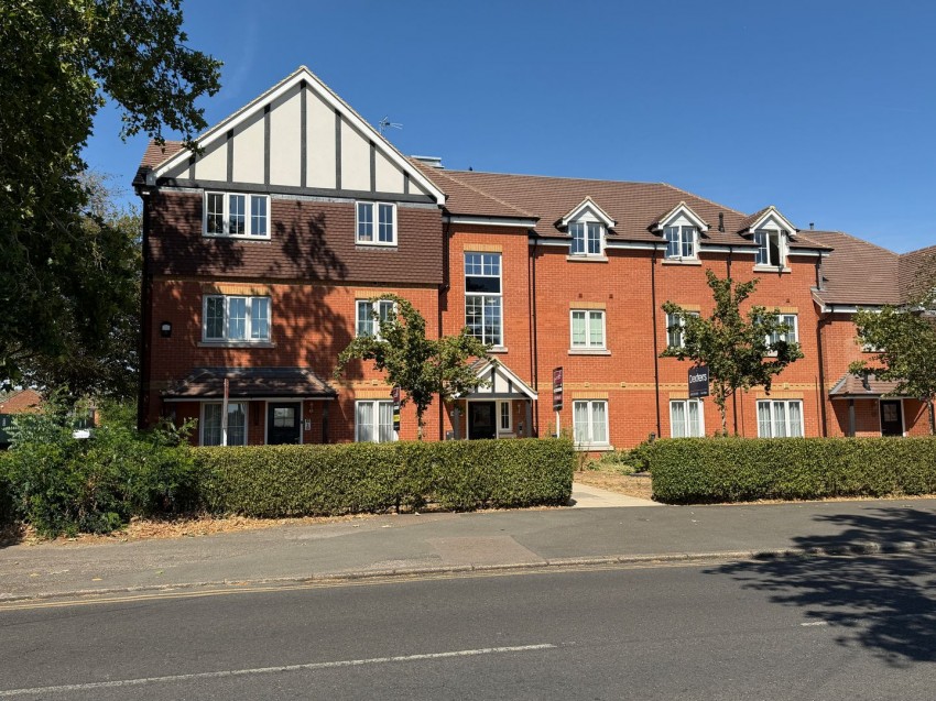 Images for Gatehouse Close, Ashford, Surrey