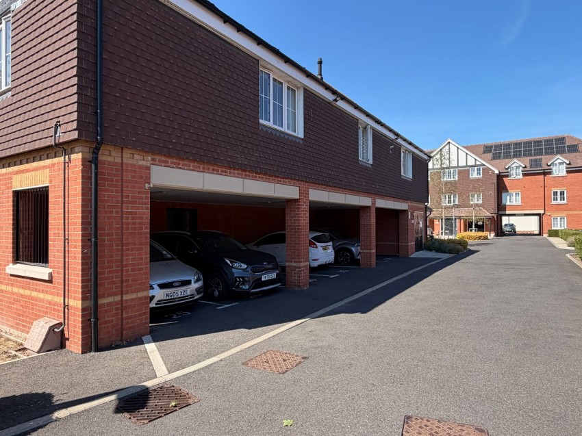 Images for Gatehouse Close, Ashford, Surrey