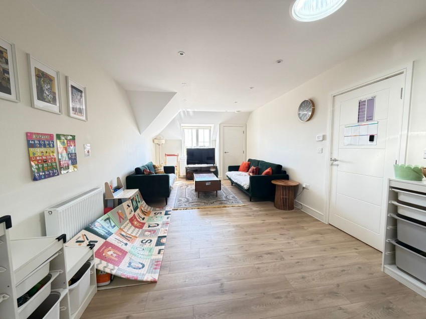 Images for Gatehouse Close, Ashford, Surrey